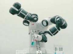 ABB最美"劳动青年"YuMi机器人，又双叕上央视啦！